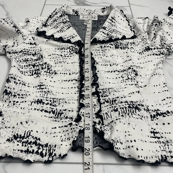 Joseph Ribkoff Black White Jacket Zip up Ruffle Trim size US 4 - Picture 11 of 12